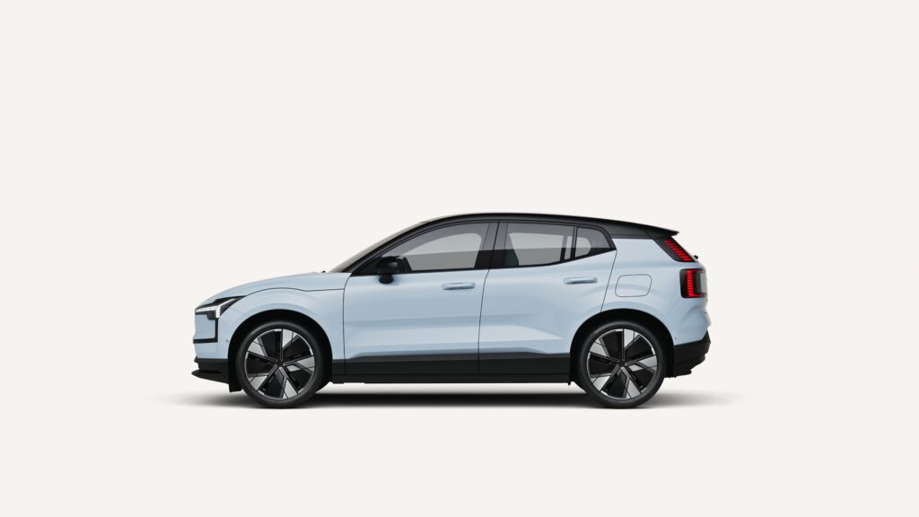 Volvo lança versão do EX30 com 428 cavalos. Veja o preço