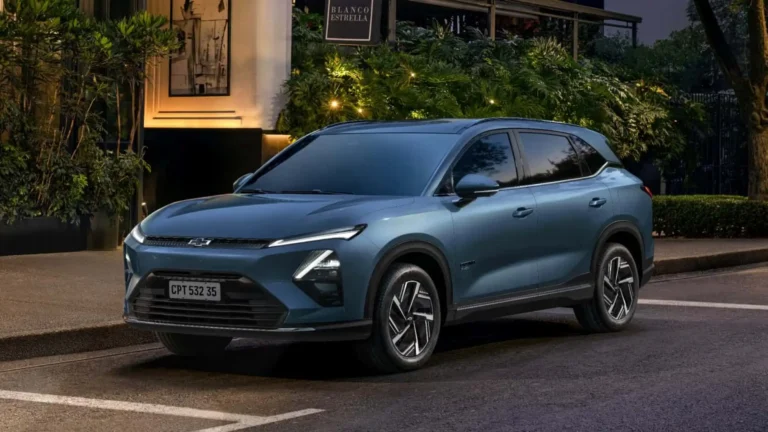 Chevrolet Captiva PHEV é flagrado sem camuflagem antes da montagem no Brasil